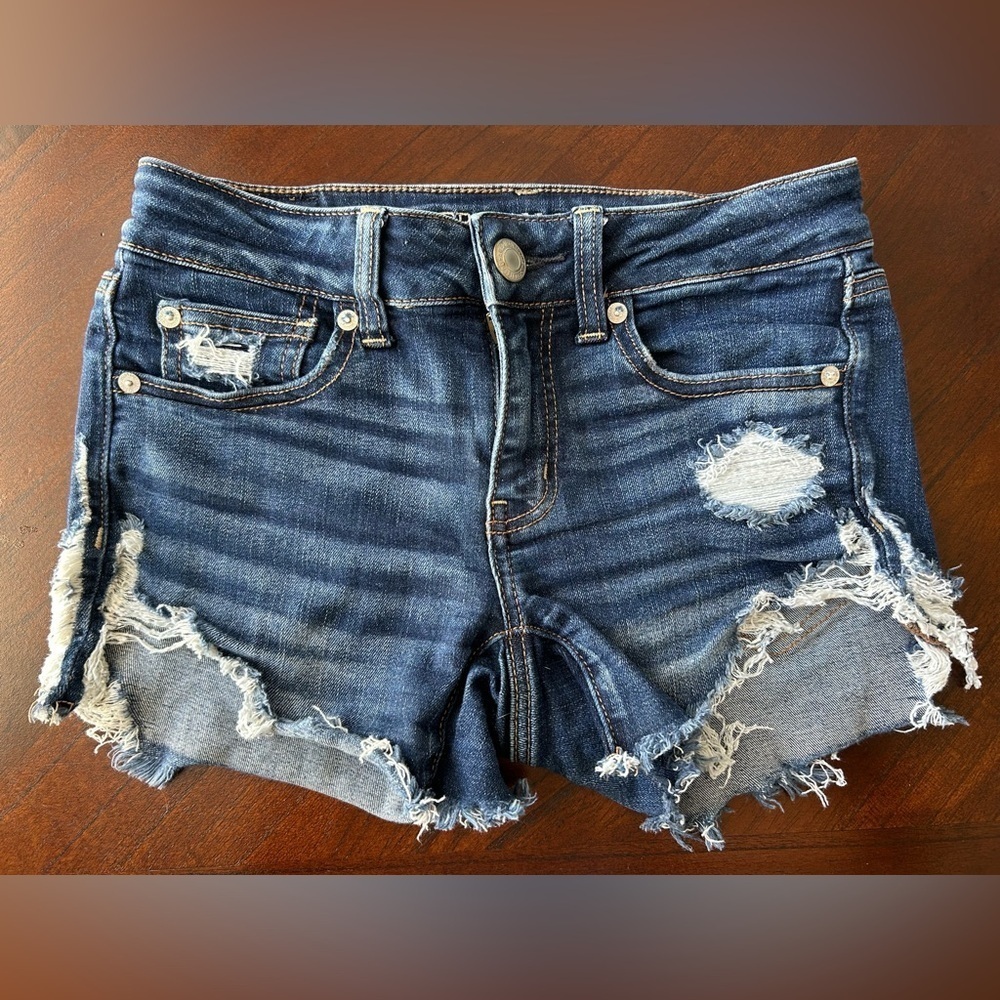 AMERICAN EAGLE Distressed Denim Blue Shorts size 2